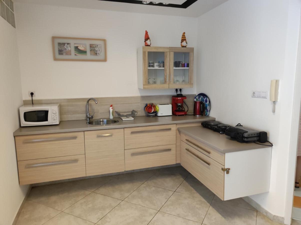 City Center Apartman Zalaegerszeg Zewnętrze zdjęcie